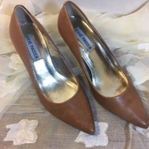 Brown short heels by steve madden